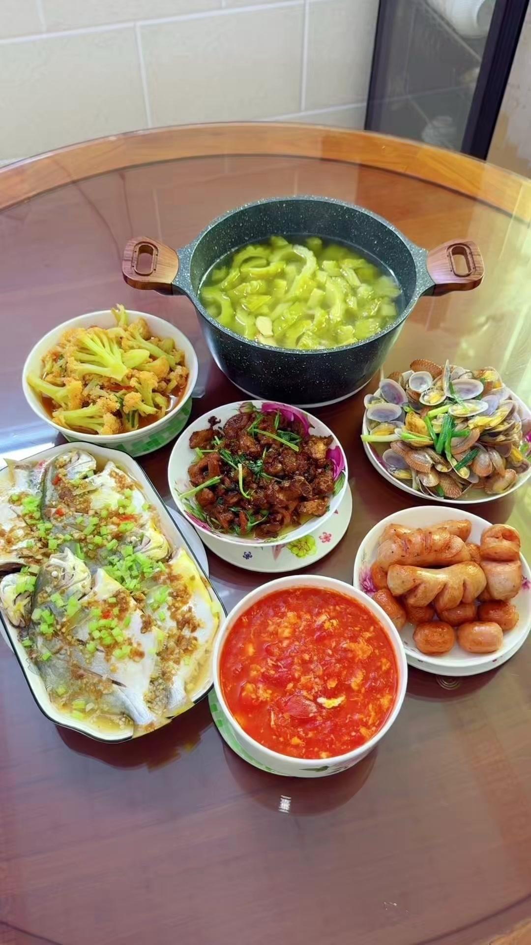 🍳今天做了5道适合小孩的家常菜，酸甜鲜辣全齐了，每一口都是家的味道～

1️⃣
