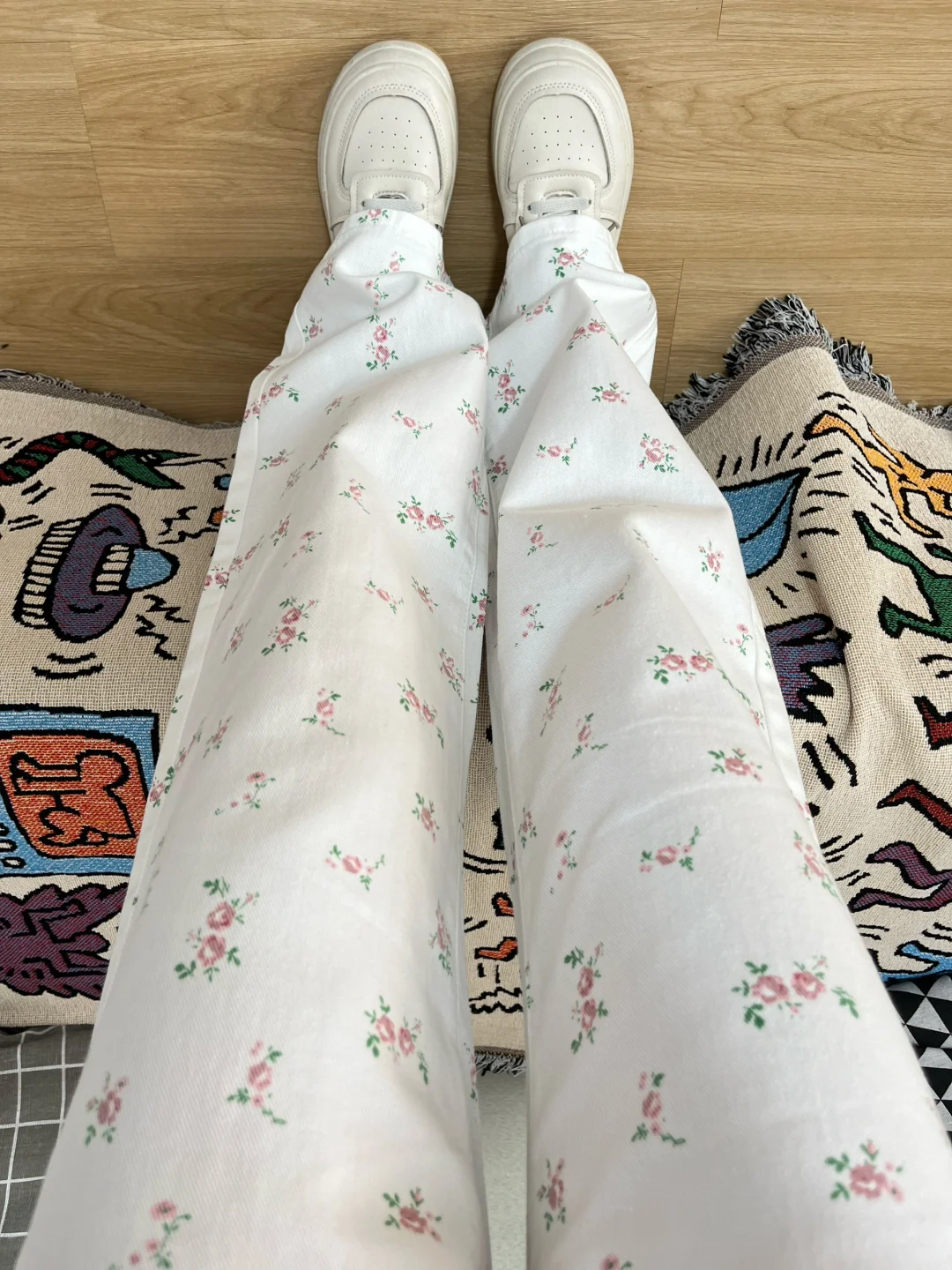适合夏天的小碎花直筒裤也太清新了吧😭‼️