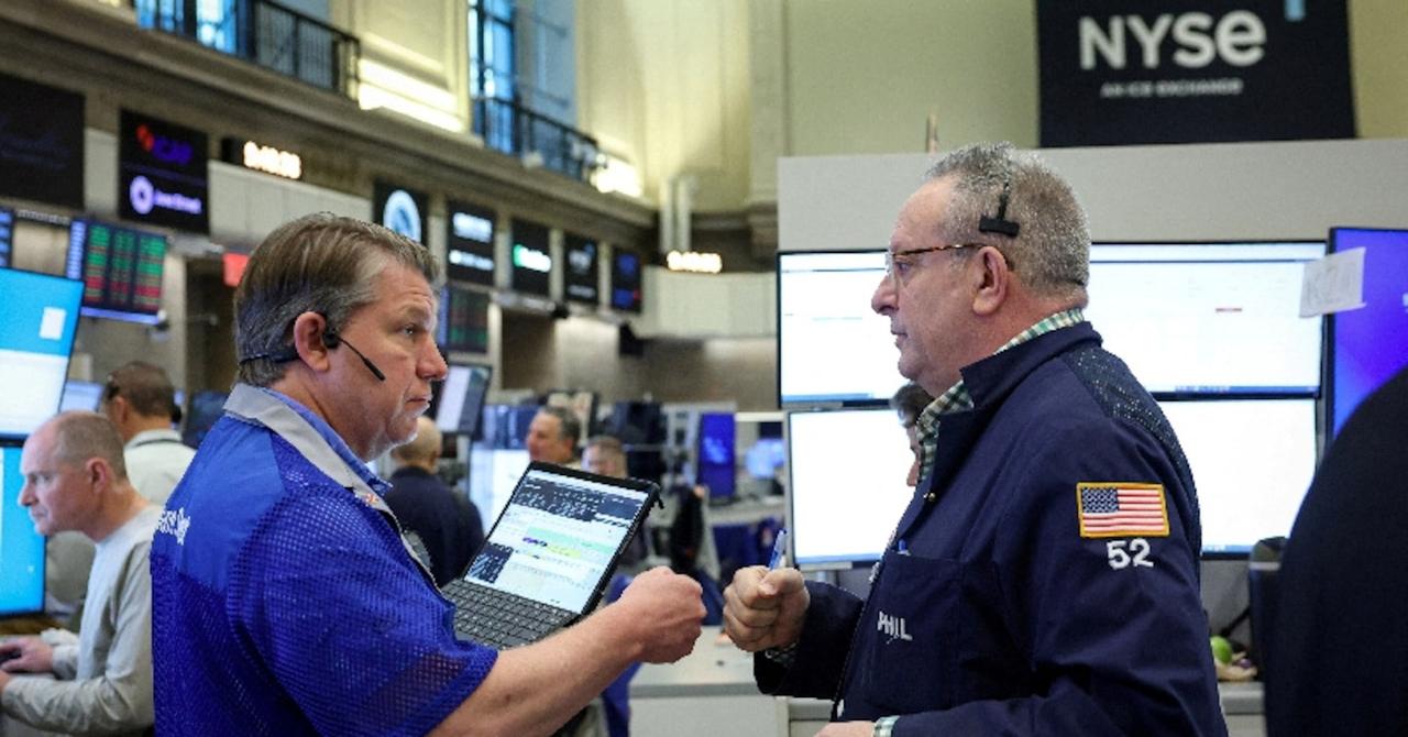 [To learn English]
Investors are warning