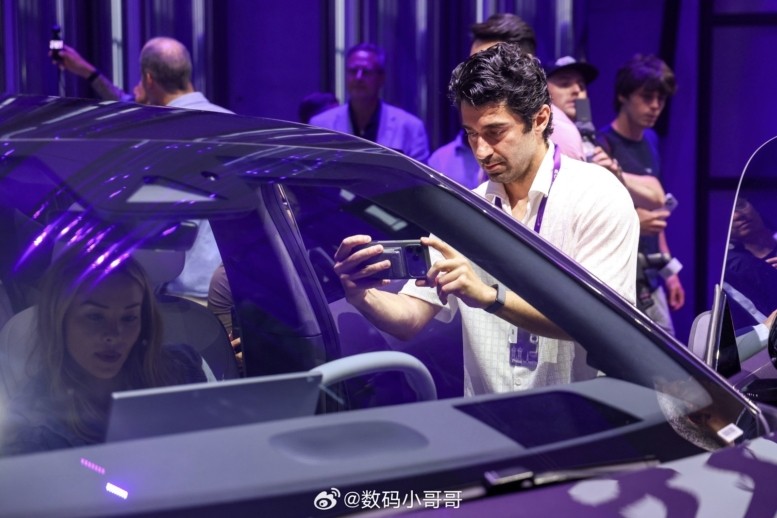 小鹏MONA L03全球发布会半个欧洲汽车圈都来参加小鹏发布会小鹏MONA L0