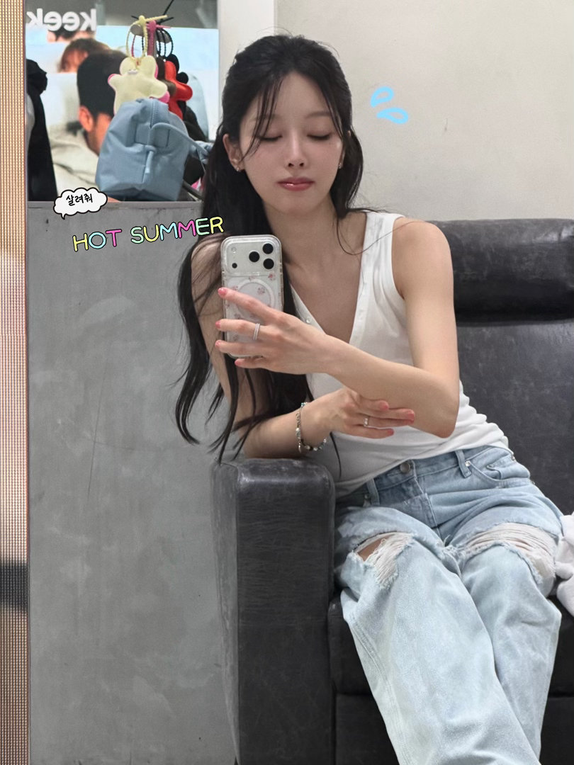 换乘恋爱4 智贤ins更新：Love u all 🤤☀️💦Mc Drive 
