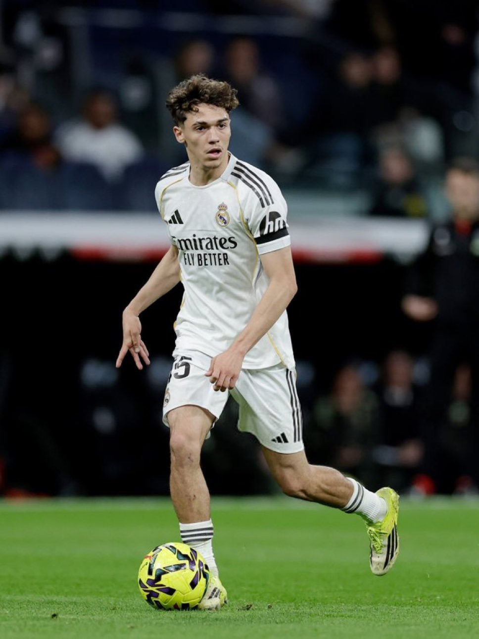 【马卡报】蒂亚戈·皮塔尔奇已正式为一线队球员，即使一线队伤员都归队，他也不会再回