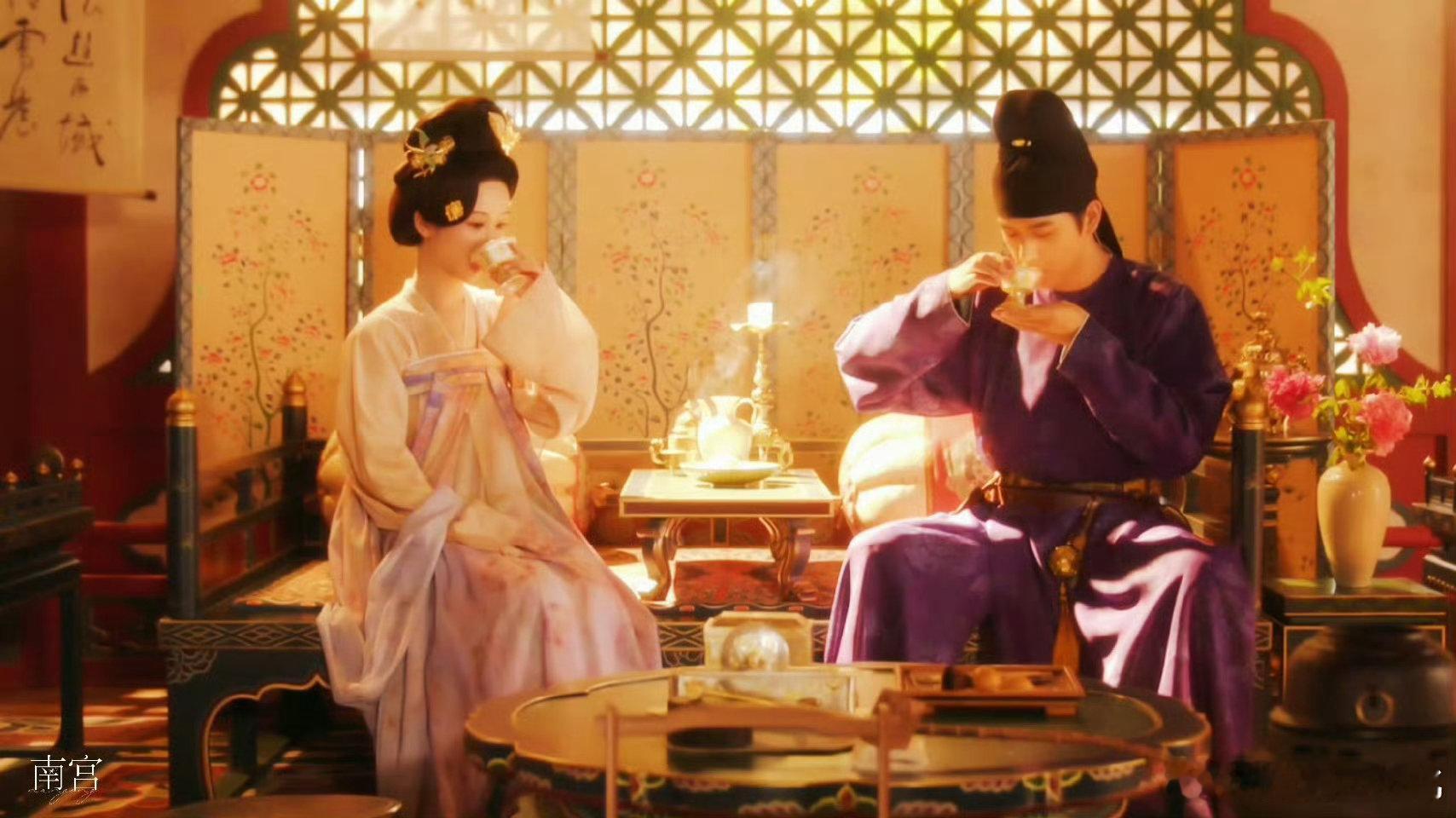 芳芳我只知扬扬是我夫君  芳芳的“夫君”二字，让扬扬瞬间变成宠溺模式。这波狗粮，