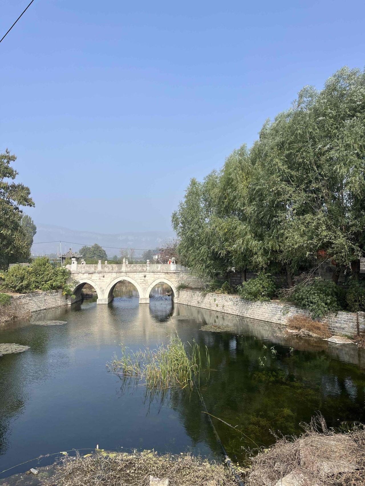 临沂蒙阴县迎仙桥，它又叫“北楼迎仙桥”，山东有四处古代桥梁建筑，迎仙桥就是其中的