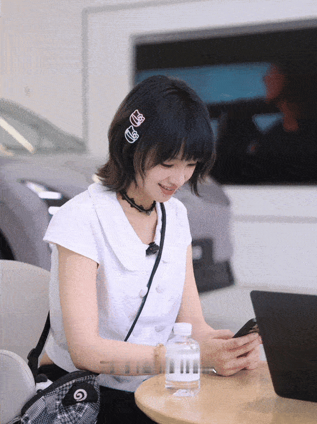 黄灿灿买小鹏MONAL03也要等3个月 一场试驾体验，让黄灿灿发现小鹏MONA 