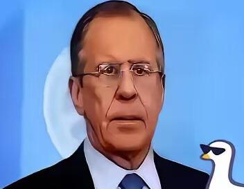 俄罗斯直接把桌子掀了。
外长拉夫罗夫，面对着全世界的镜头，一个字一个字地讲：“协