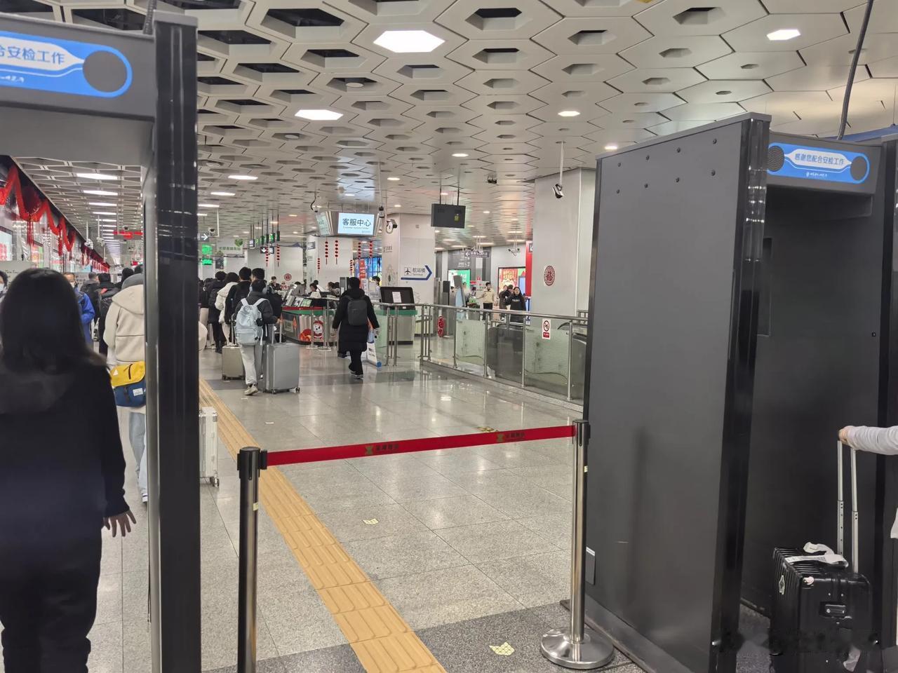不用重复安检了！春节期间深圳机场和地铁一站式安检通过

也算是一个春节福利了！从