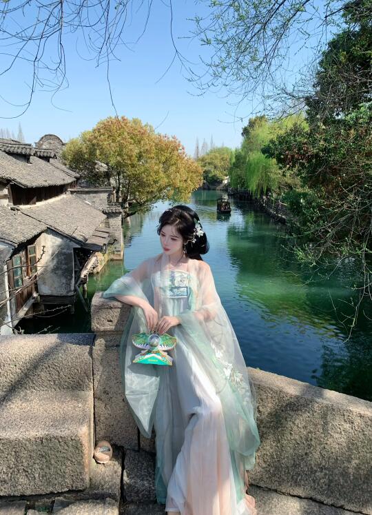 “我本无意入江南”