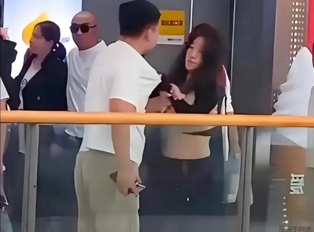 在浙江杭州，发生了一件令人揪心又愤慨的事情。周梅（化名）怎么也没想到，一次寻常的