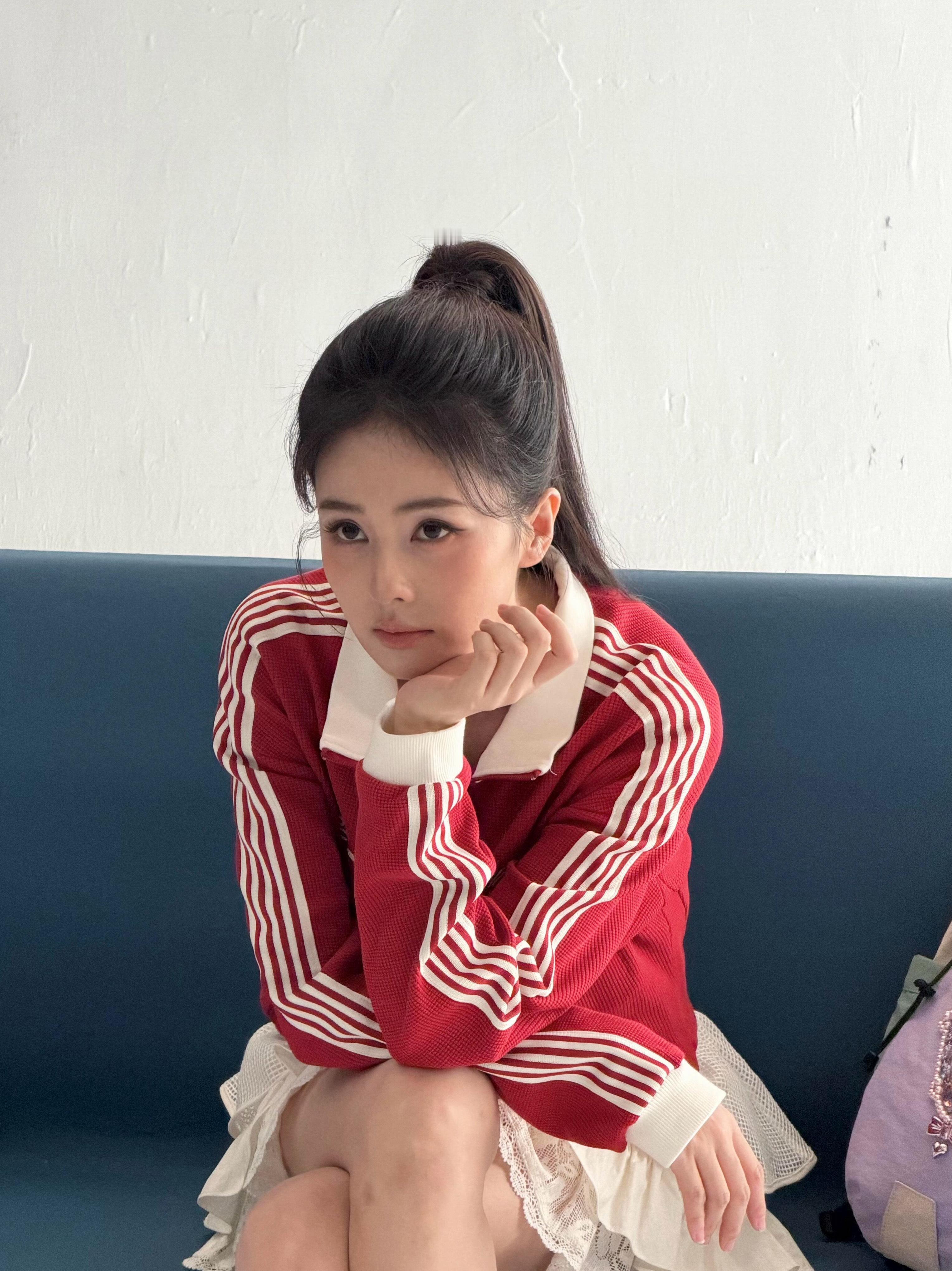 电视剧一生一世[超话]  🥔🫜🍠把时间归于泛黄的笔记本里 我们彼此都不输于
