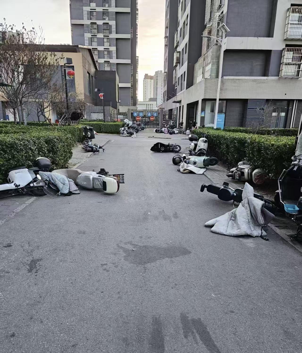 这是发生啥了，一夜之间全军覆没[大哭][大哭][大哭]