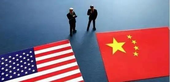 [微风]美国反华派认为，中国现政府跟清政府差不多，专制腐败，中国的所谓辉煌都是吹