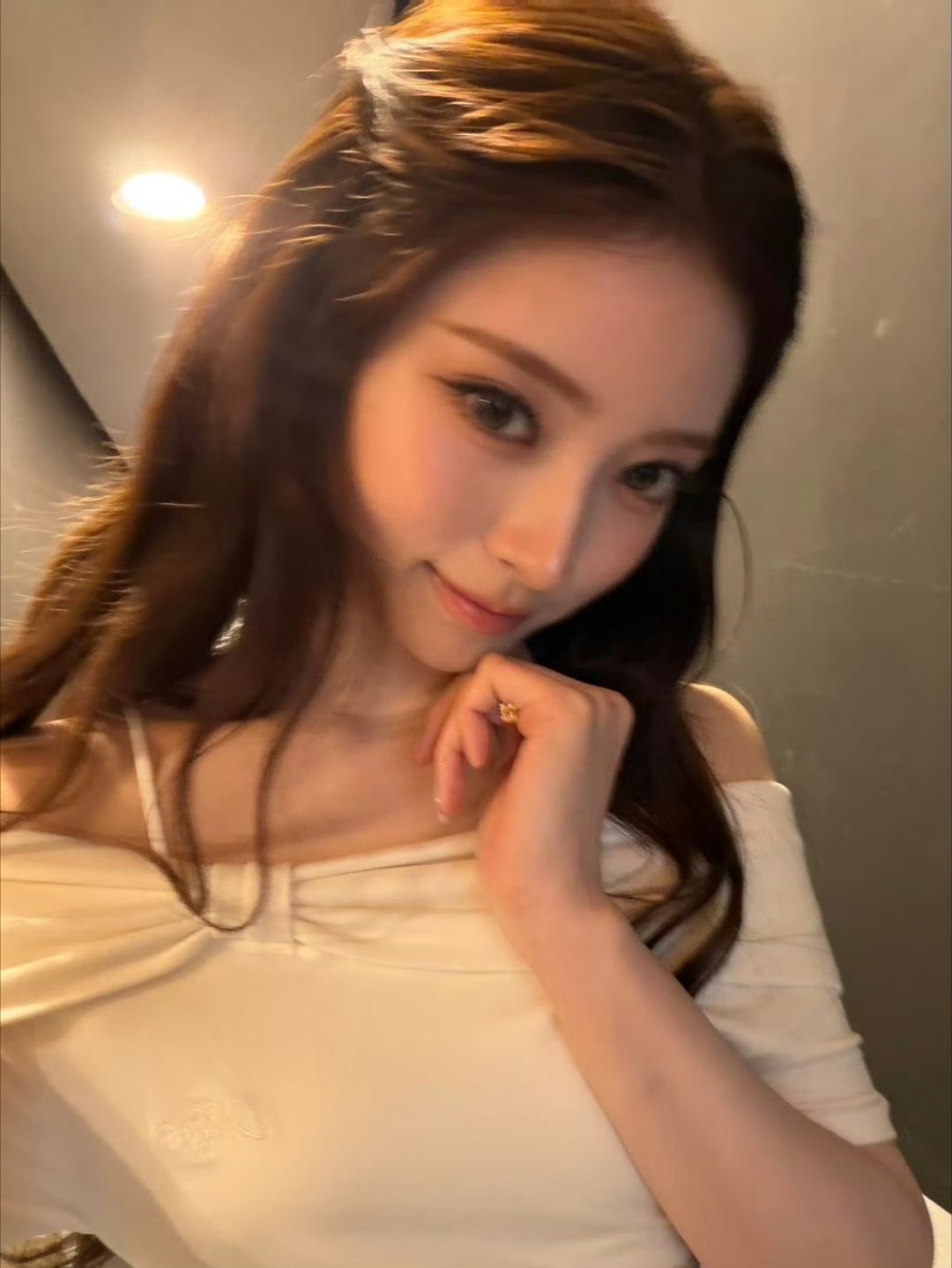 anna六颜一 神颜自拍🤳 