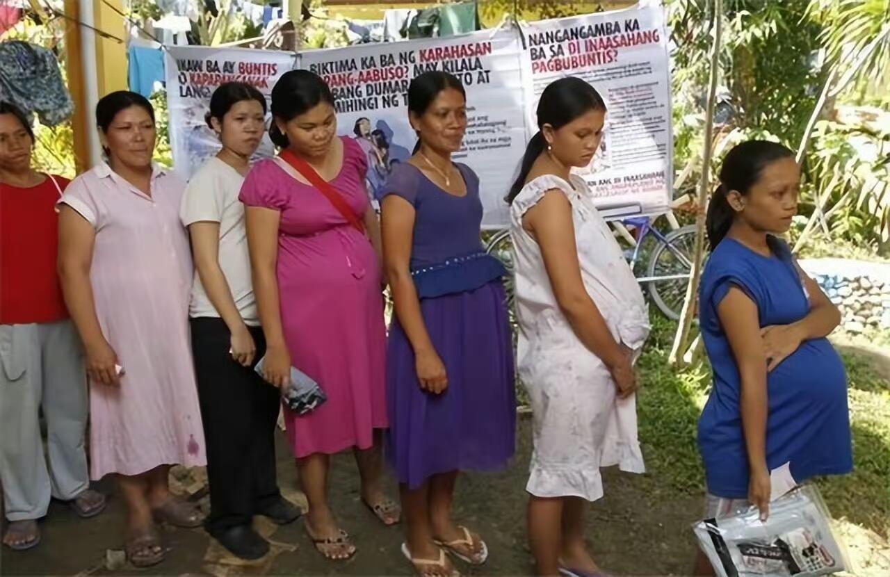 这事儿听着就让人来气——在菲律宾，现在有五万多个叫“Kopino”的孩子（韩国爸