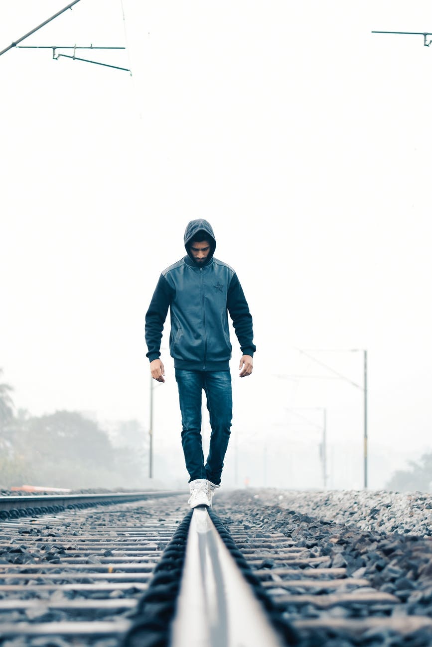 人生的剧本你早在天堂看了，你之所以选择这个剧本，是因为这一生中有你认为值得的地方