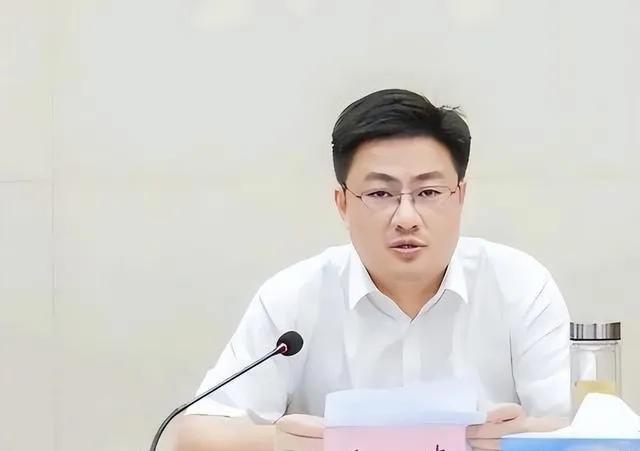 历时五个多月的老毛喝茶终于落下了帷幕，不知道此刻的老毛内心是否有一丝悔恨，让人唏