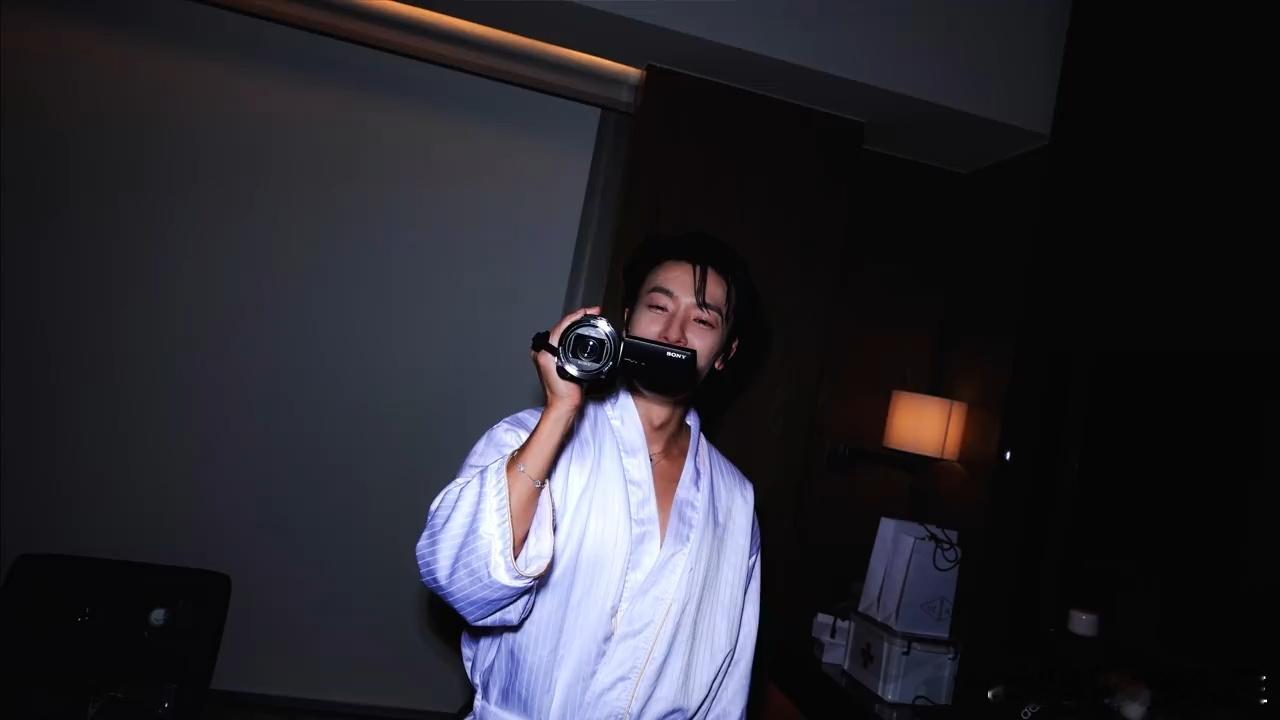 我不说了 完全情侣play第一夜 ​​​