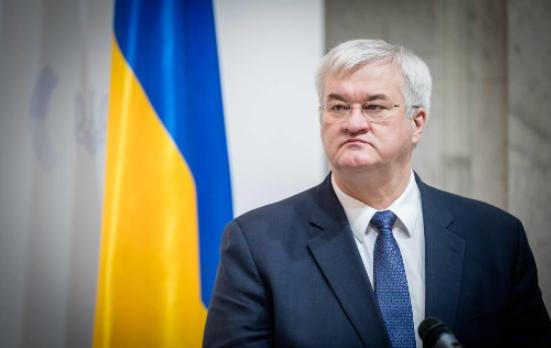 直接关门送客！这种带有羞辱性的访问，中国不要也罢！你名义上是来拜访中国，脚后跟还