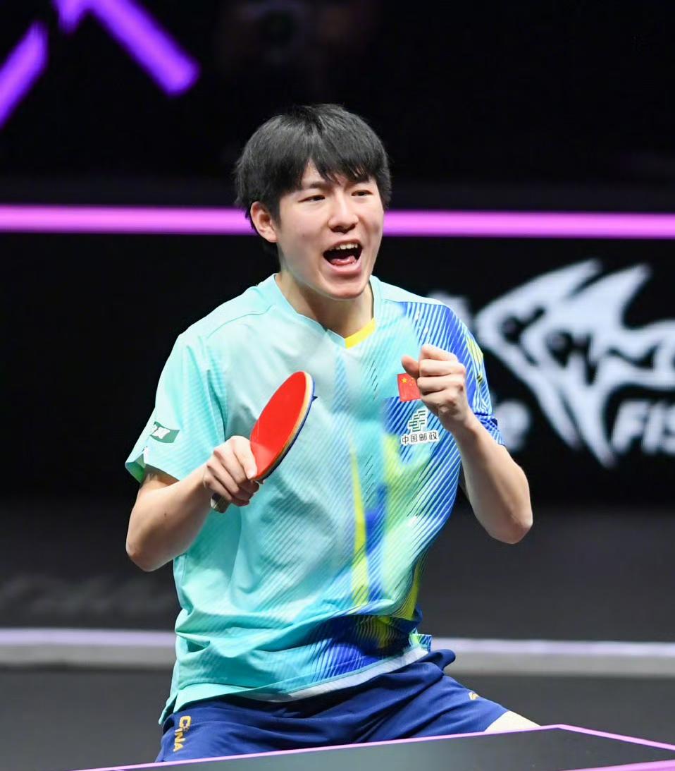 温瑞博在WTT重庆冠军赛简直杀疯了！19岁的他连克世界第二莫雷加德和日本王牌张本