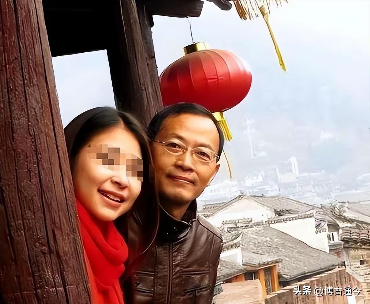 叫嚣"分中国7国、愿为美国死"的北大教授，如今活成了笑话
 
北大，中国最顶尖的