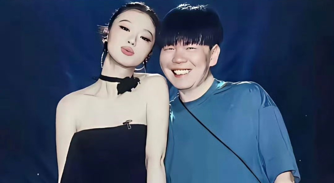 单依纯的御用制作人常石磊，估计怎么也没想到自己会陷入如此尴尬的境地。在李荣浩公开