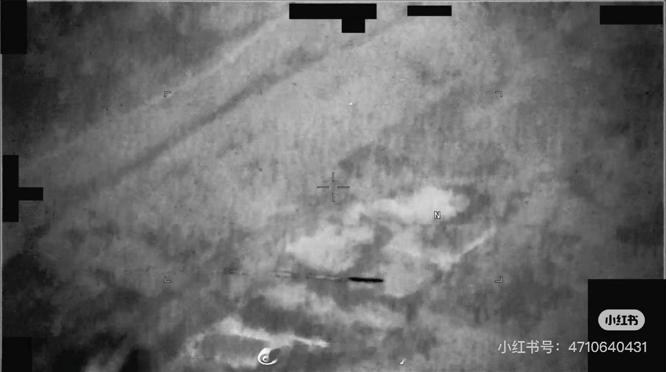 老美公布了 ufo 照片。。我被评论区笑的不行了 