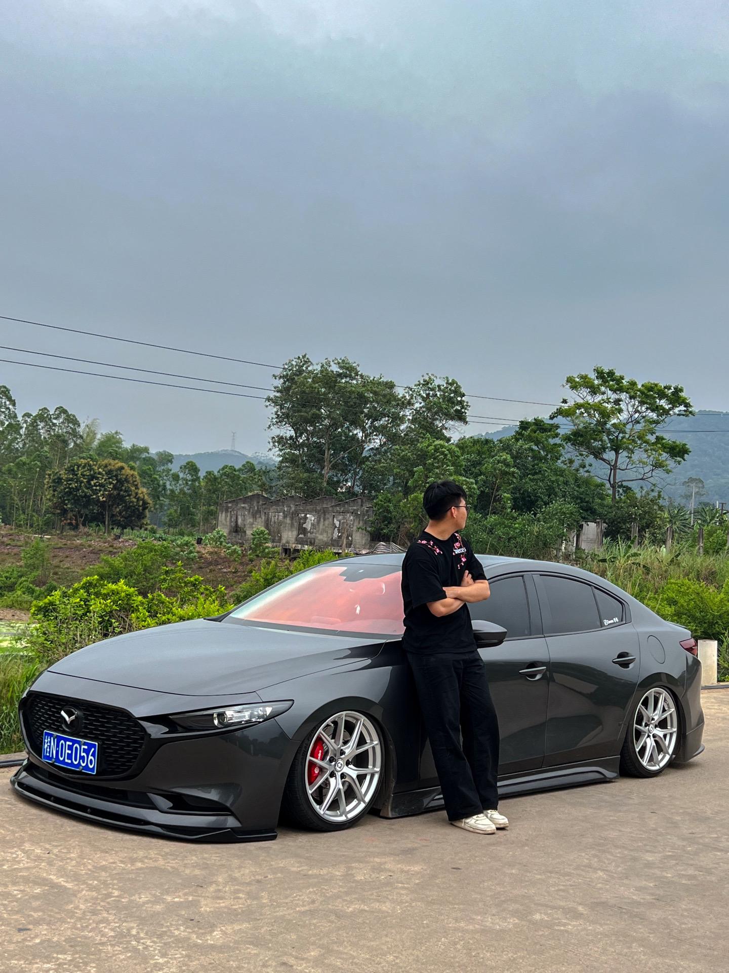 我没有摩托车，但我有一辆马自达，它也可以带我想去的地方