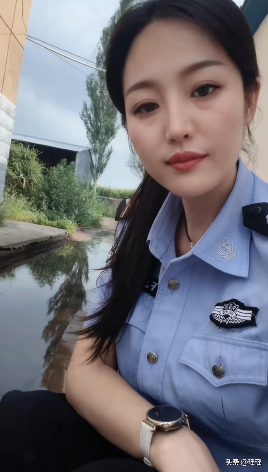 追她估计没戏，不行让她带着两银镯子追你也行