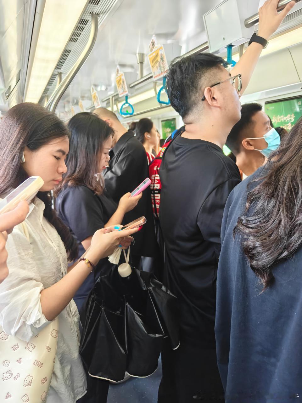 深圳地铁 网友2026-07-08（周三，阴）p1为08:22深圳地铁三号线福保