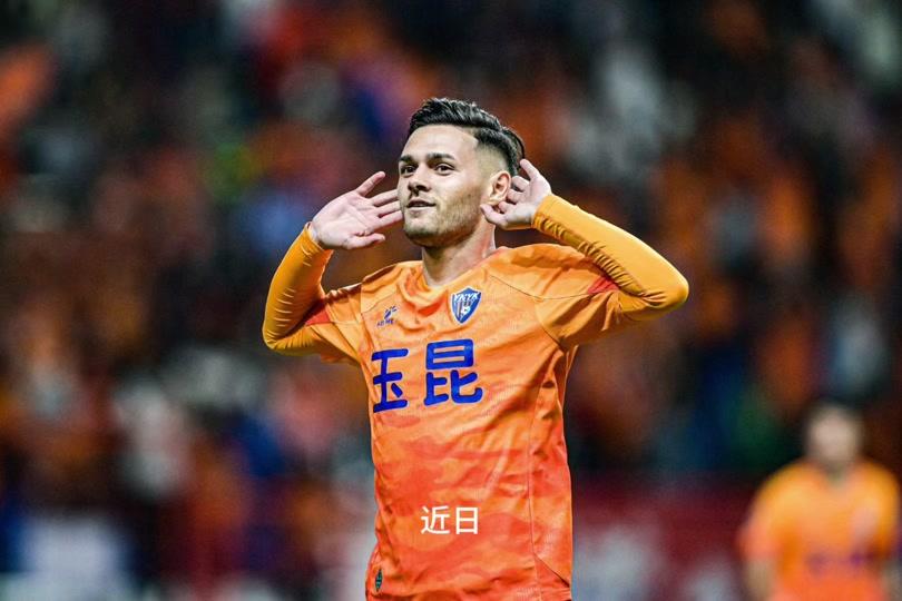 四次交手三场4-3，还都是云南赢，云南玉昆再次4-3击败深圳新鹏城，这剧情神了，
