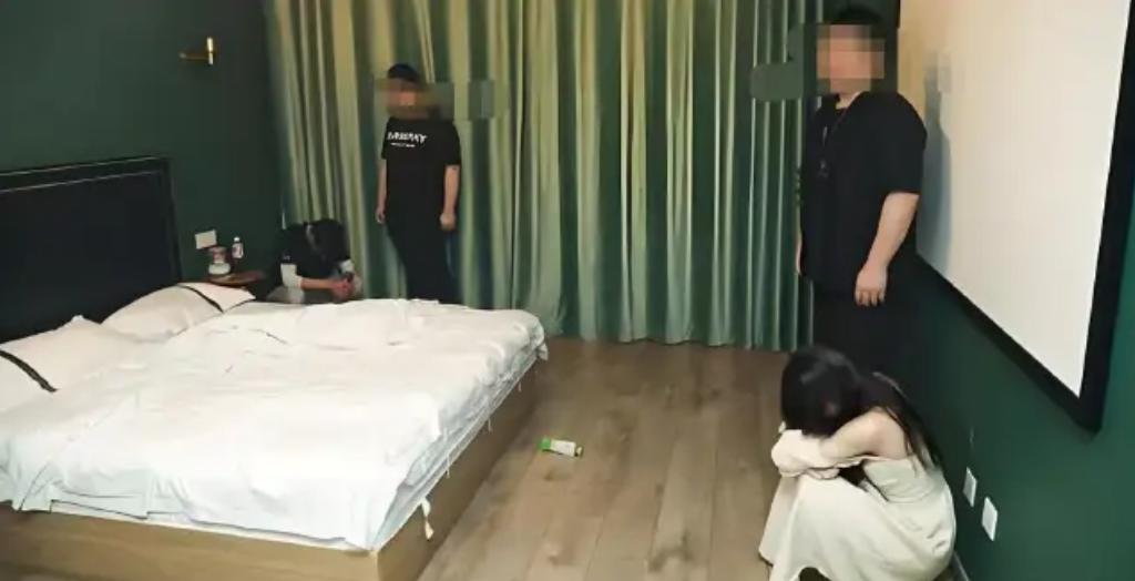 河南安阳，男子和不满18岁女网友奔现，二人吃完饭后在洗浴中心发生了关系，第二天凌