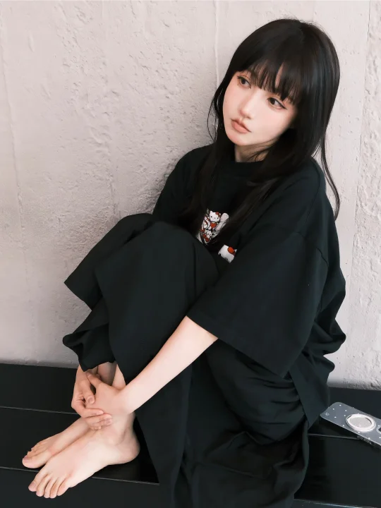 永远臣服于黑色🖤