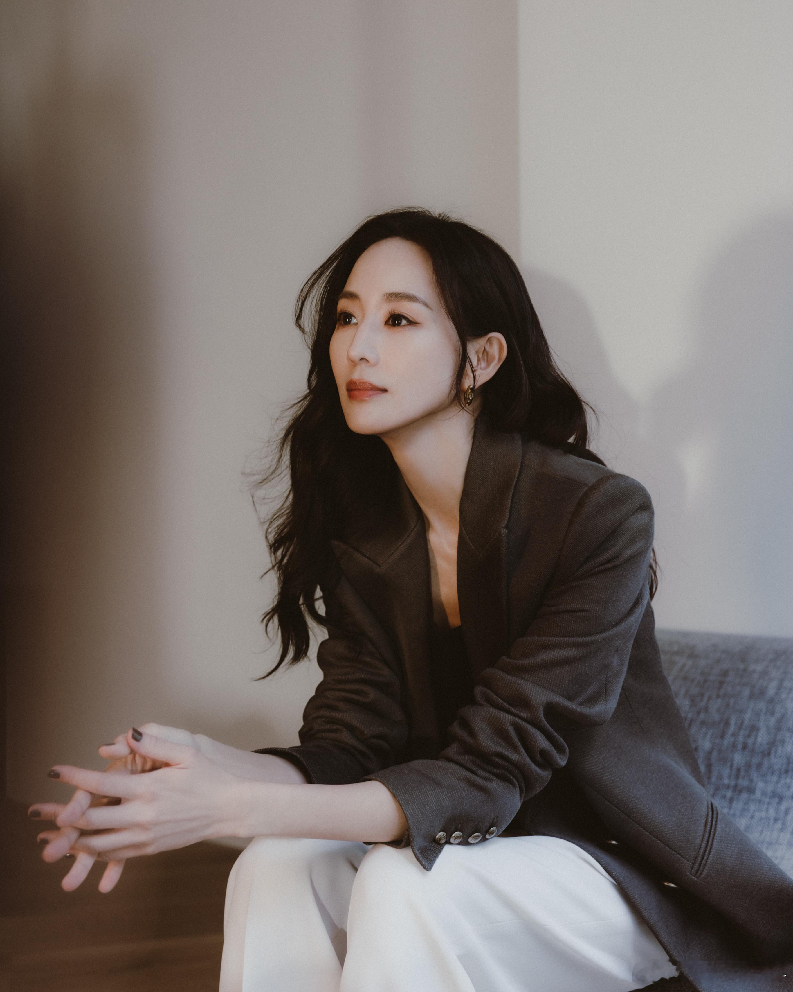 张钧甯可daddy可honey 谁能拒绝可daddy可honey的张钧甯！西装造