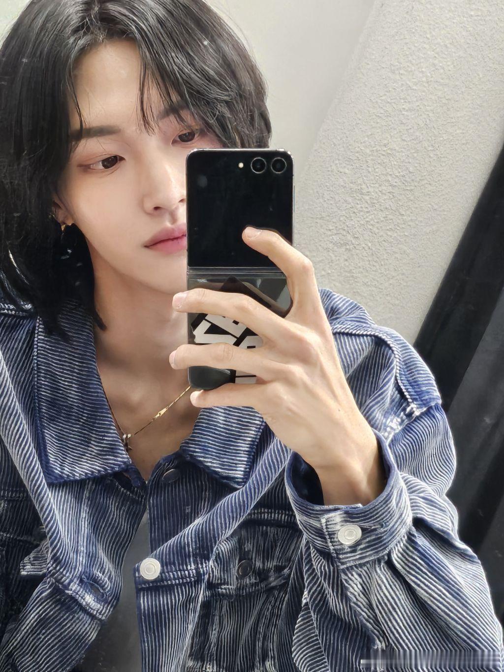 RIIZE的元彬好帅，他应该是人气line吧 ​​​