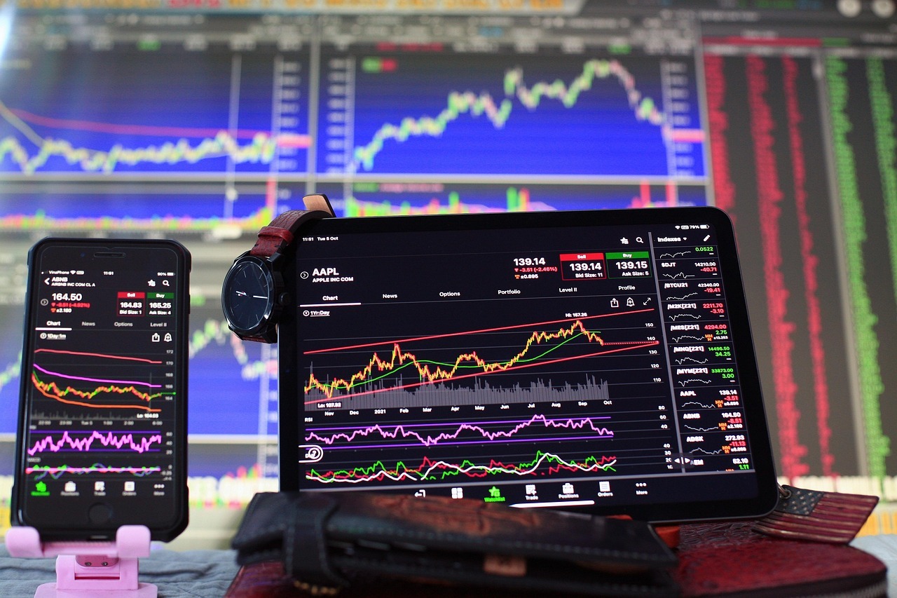 60.6元/股、4万亿市值，长鑫科技这轮定价核心不是情绪两个字。上半年净利预计5