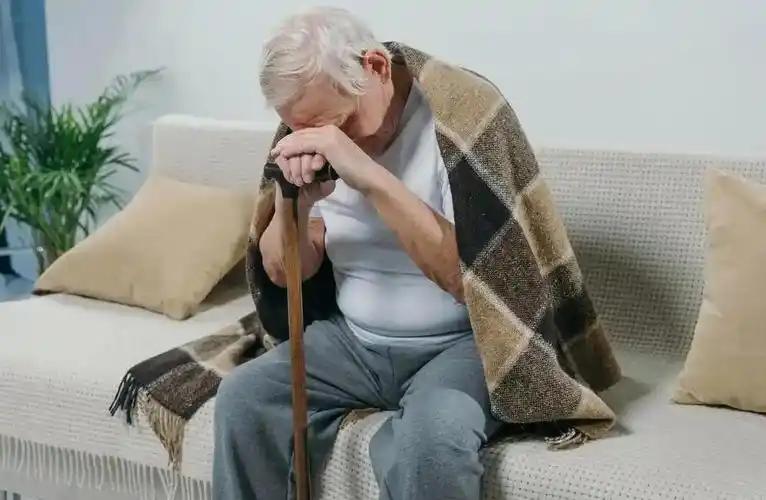 每吃一次，大脑萎缩就快一步？医生：这3物是老年痴呆“催化剂”
 
你每天往嘴里塞