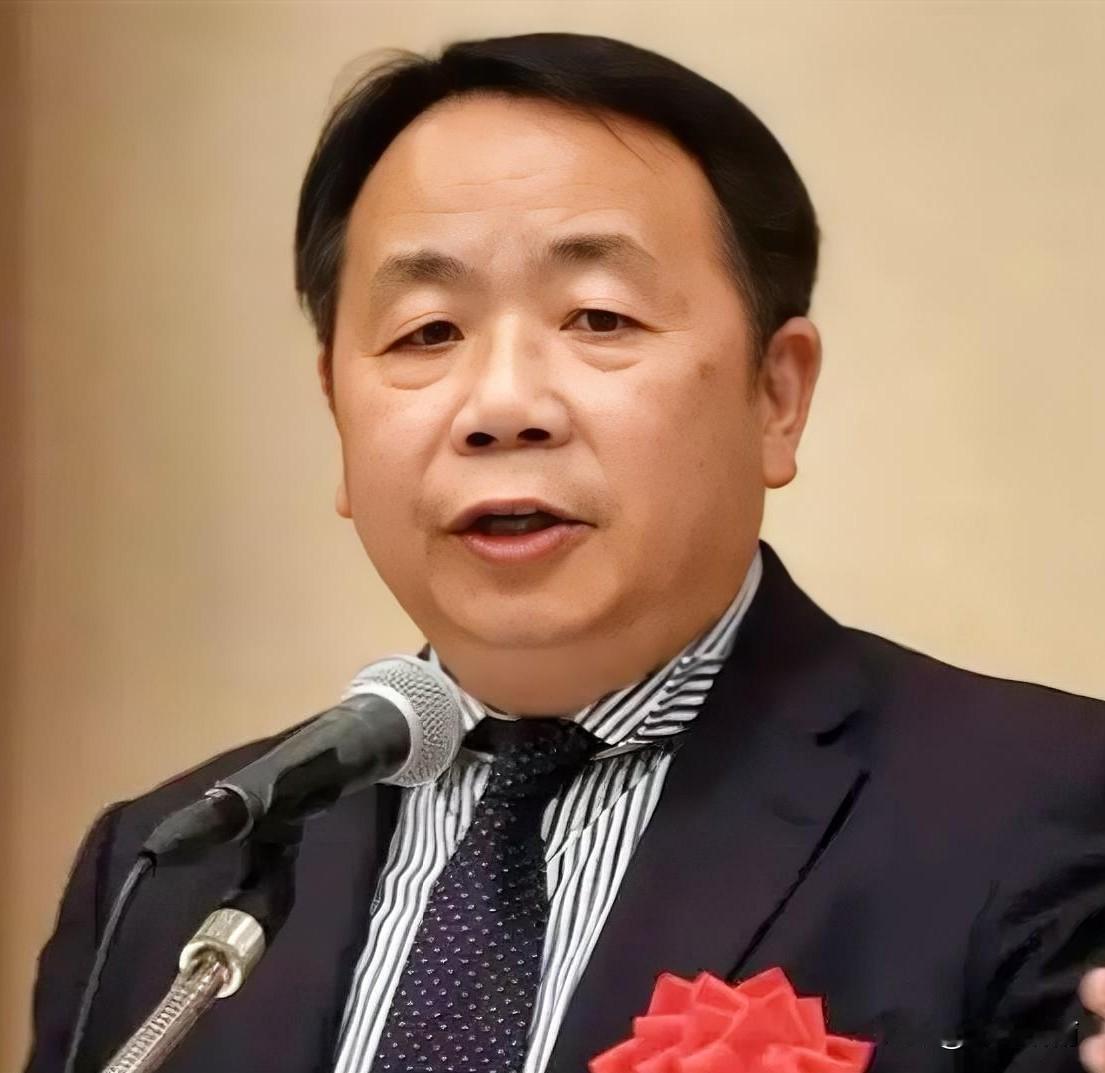 石平谬论：数典忘祖的分裂闹剧
 
石平叫嚣“台湾与中国无关”，绝非历史无知，而是