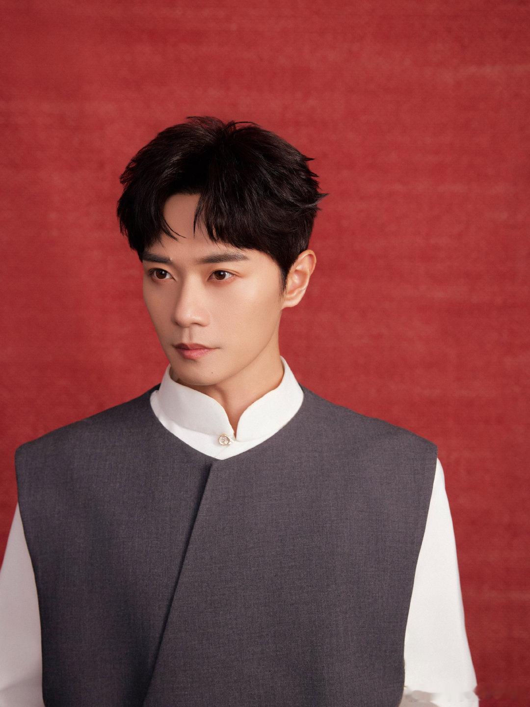 曹骏生日会在线跳高雅企鹅舞 被曹骏生日会整活笑晕！高雅企鹅舞说来就来，大眼瞪小眼