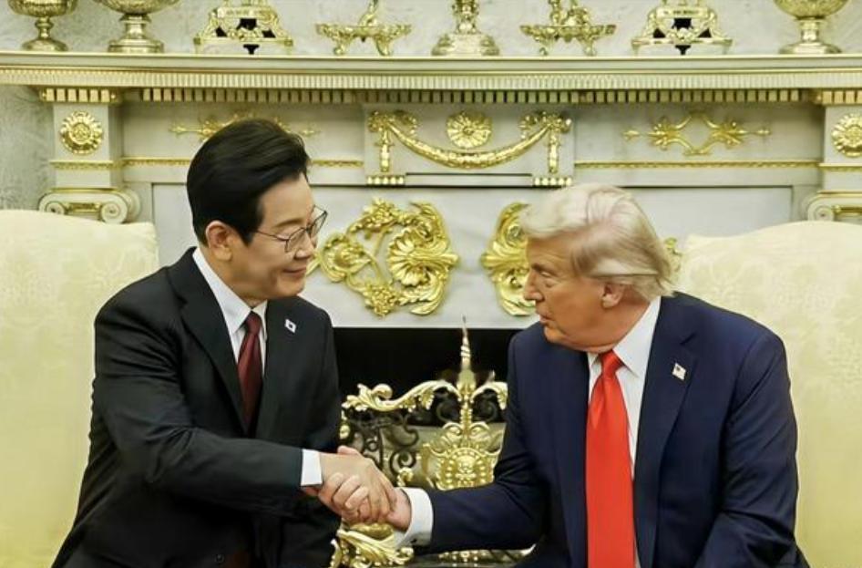 特朗普这轮对韩国施压，真正尴尬的地方在于：他想利用韩国对美国安全保护的依赖增加筹