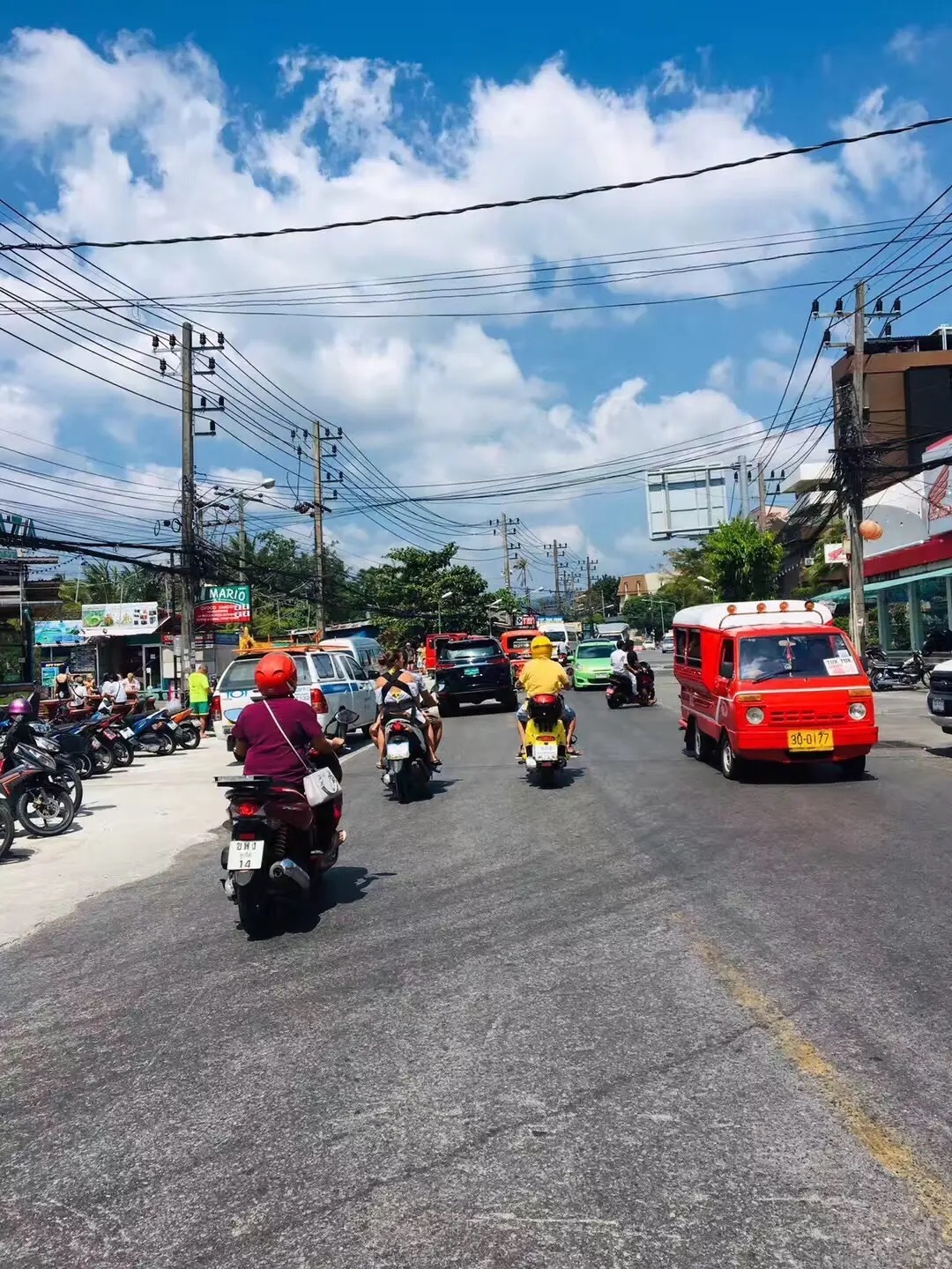 #泰国人都爱开什么车#绿色出行，脚踏车在泰国也很流行哦！🚲🌳泰国的街头巷尾总