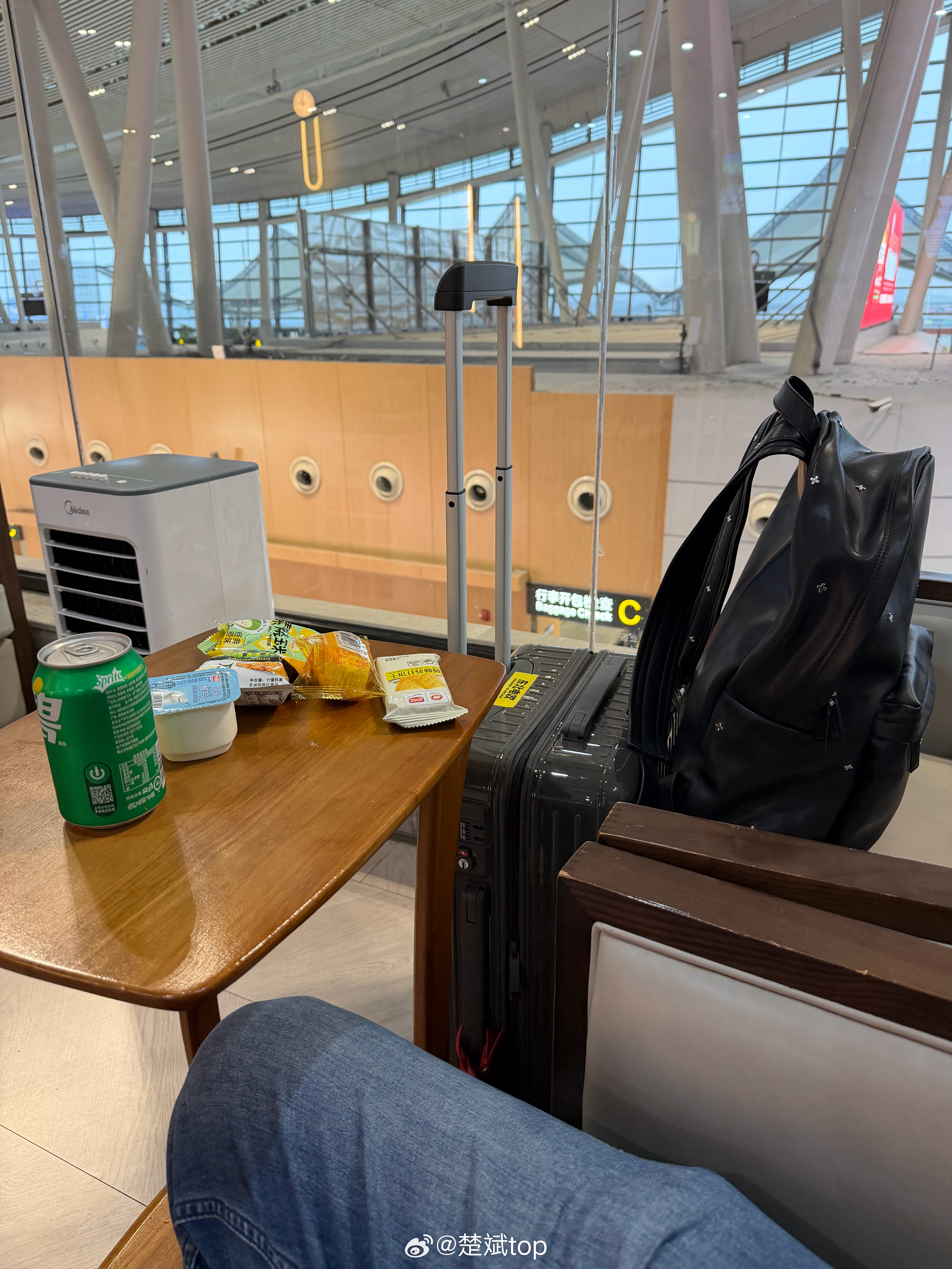 出来一周多，终于要回家了！儿子也想我了，我也累了，但回去也就能呆一天还得接着飞，