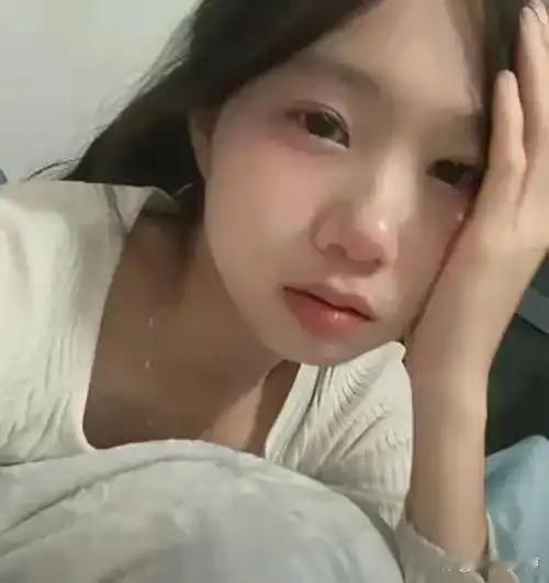 白养了？女儿要去西安读大学，父亲建议每月给2500元生活费，他承担1500元，余