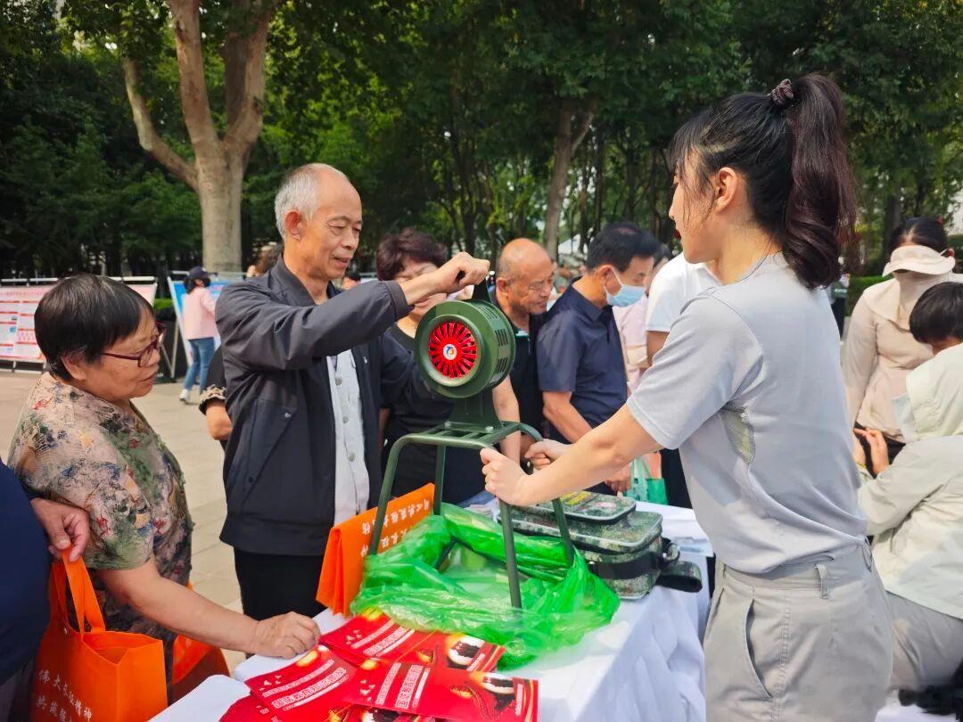 【走，去文博广场“打卡”国防教育】9月18日，在2026年全民国防教育日来临之际