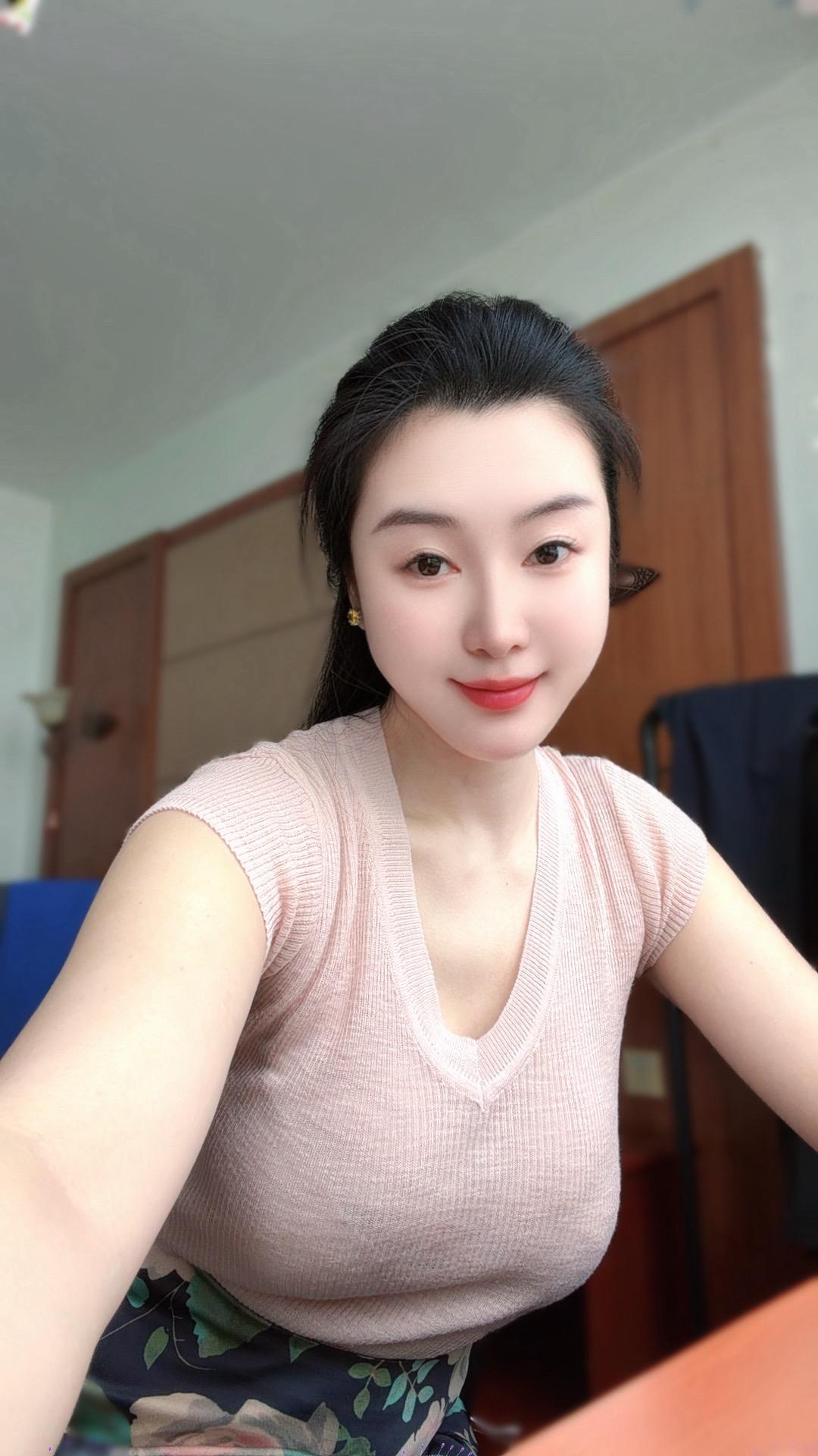 物质上都亏欠你的人，精神上更无法滋养，无论什么关系。