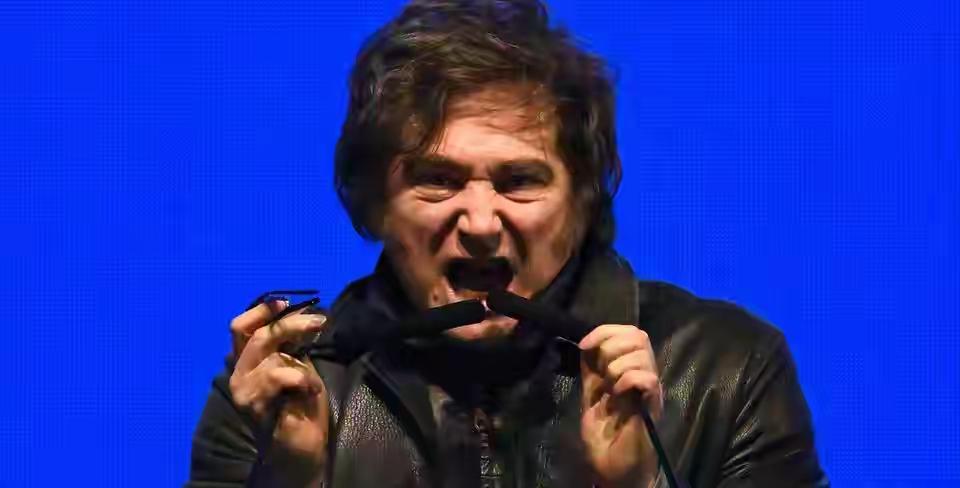 阿根廷总统米莱可能上当了。据报道，
11月20日，摩根大通，美国银行和花旗银行集