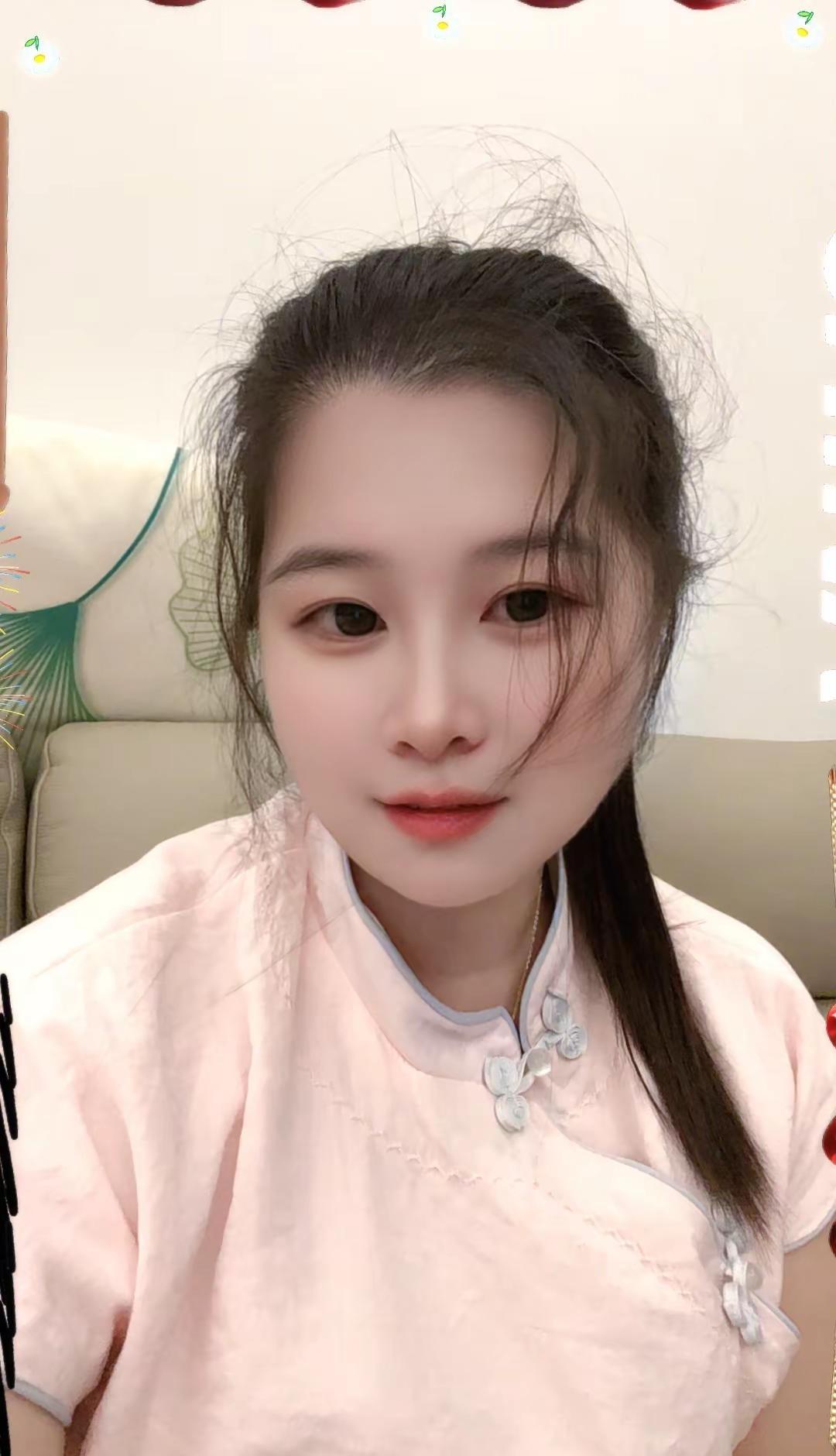 释然吧 不要执着于任何一段关系，也不要纠结任何人的去留，上船不思岸上人，下船不问