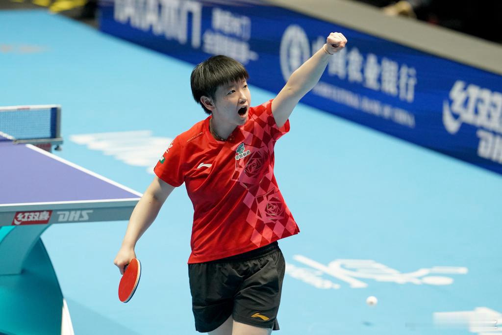 孙颖莎独得2分！中国女团逆转日本，世乒赛团体赛七连冠孙颖莎 北京时间5月10日，