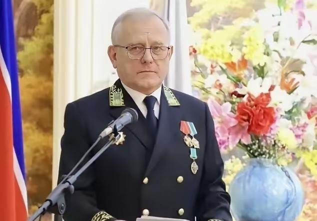 就在刚刚，俄朝关系遭到前所未有冲击。平壤的寒风里，突然掺了层让人看不懂的凝重，这