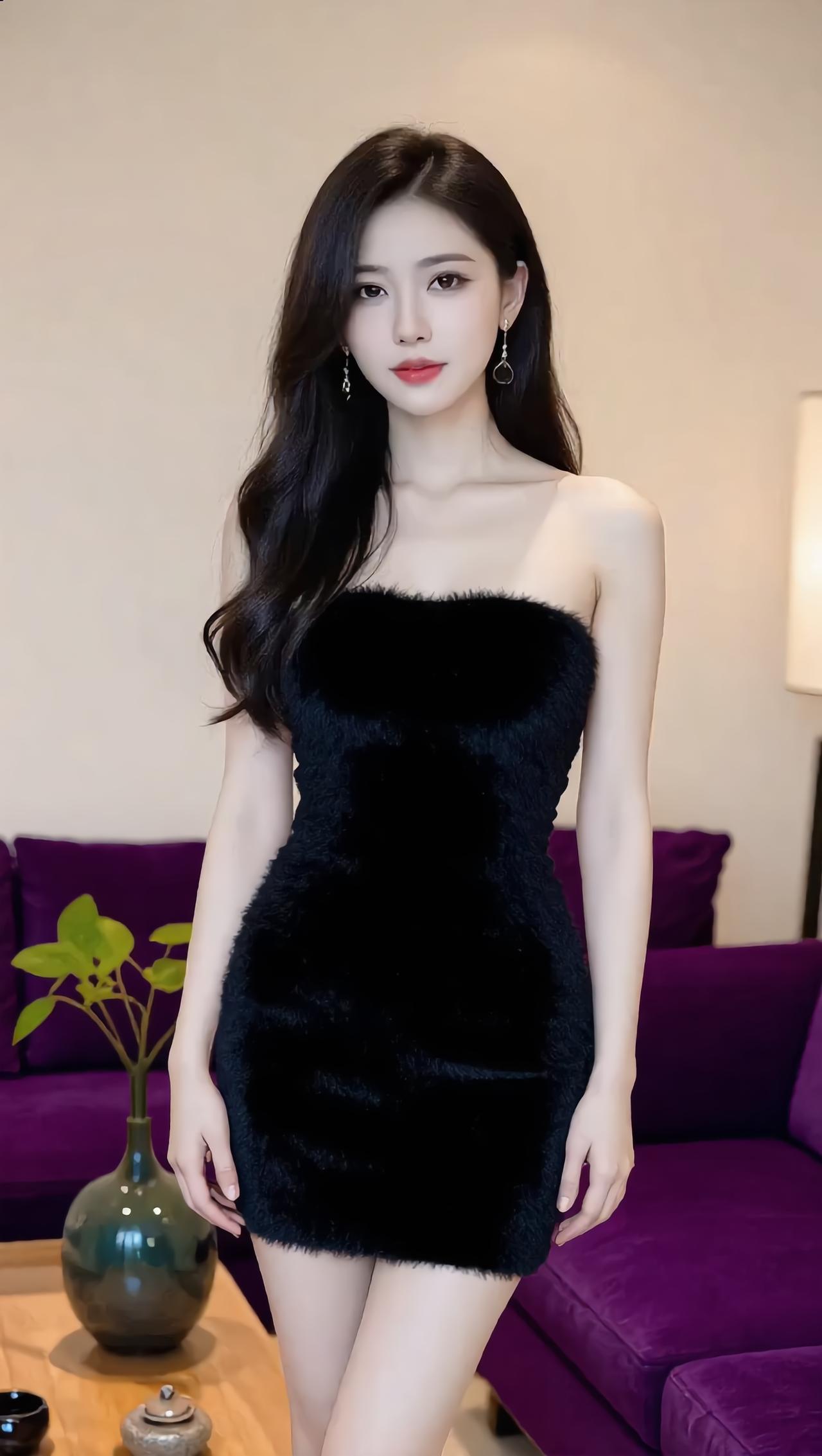 优雅黑裙，尽显女性魅力