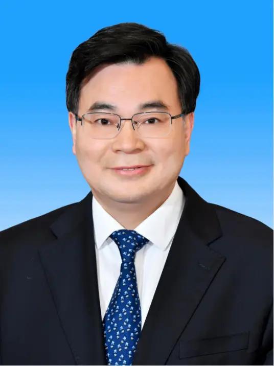 甘肃省委书记胡昌升已调走，任西藏党委书记。
据新华社9月22日消息，日前，中央决